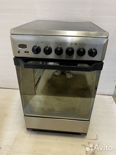 Плита электрическая стеклокерамика indesit