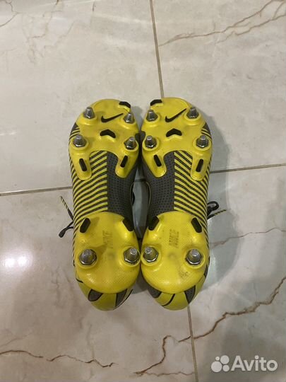 Бутсы профессиональные Nike