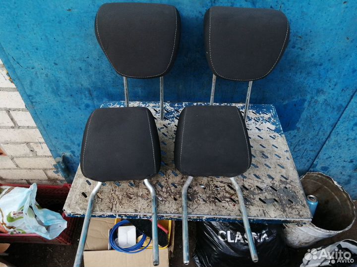 Подголовник сидения Ford Focus 3