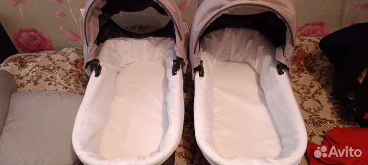 Коляска для двойни Riko Saxo