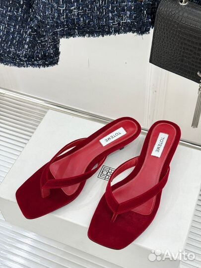 Босоножки Toteme