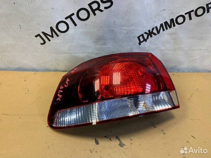 Фонарь задний левый тёмный Фольксваген Гольф 6