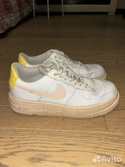 Кроссовки nike женские