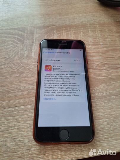 Телефон iPhone se 2020
