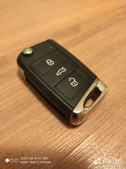 Ключ выкидной Тигуан 2