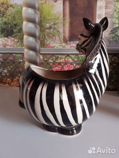 Кашпо для цветов Зебра