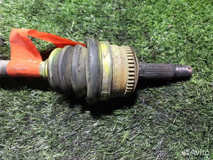 Полуось передняя правая Hyundai Accent LC