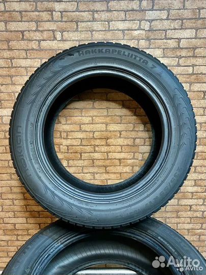 Nokian Tyres Hakkapeliitta 7 235/55 R17