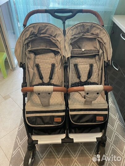 Прогулочная коляска для двойни