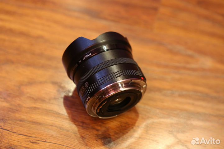 Объектив Сanon EF 15mm f/2,8 Fish-eye