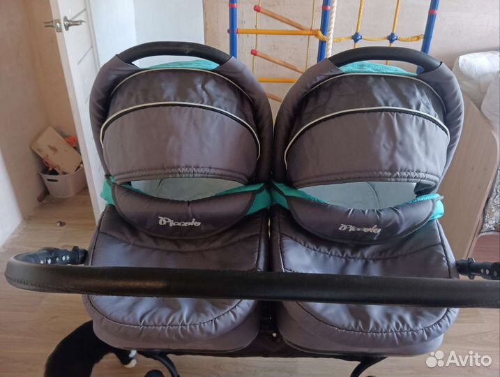 Коляска для двойни