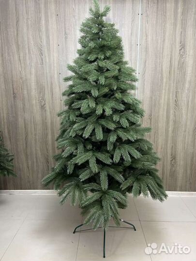 Елка искусственная