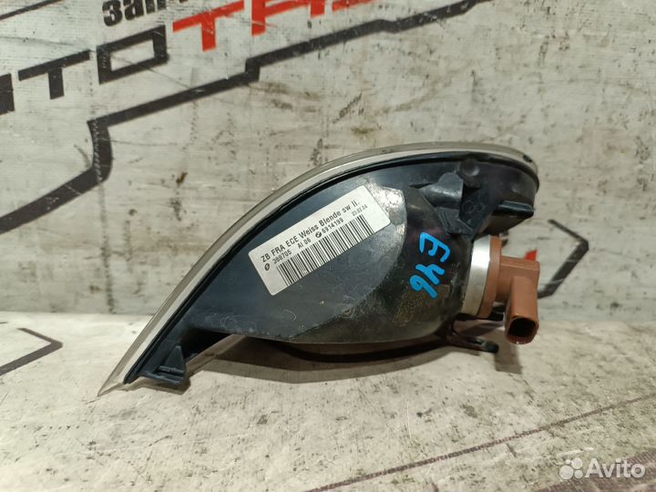 Габарит BMW 3-series E46 белый левый 2 модель 6914199 KE500Z