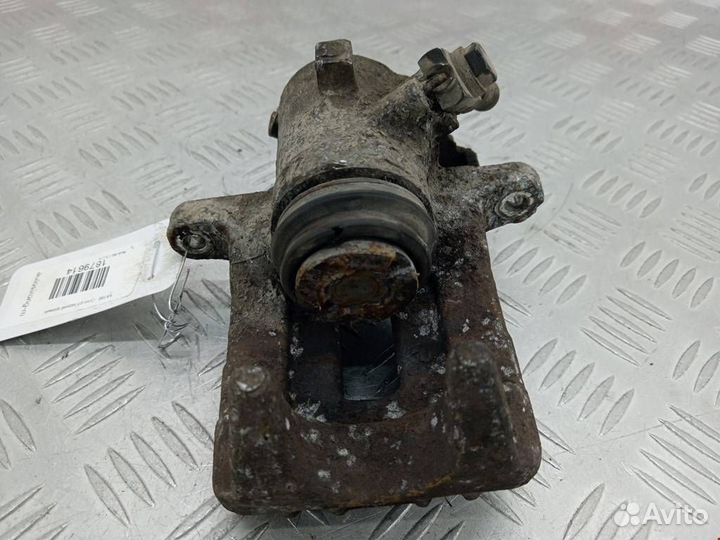 Суппорт тормозной задний правый Audi A6 4B/C5 1998