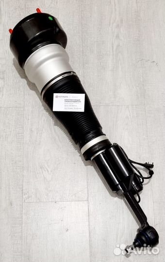 Пневмостойка Mercedes-Benz S-class передняя