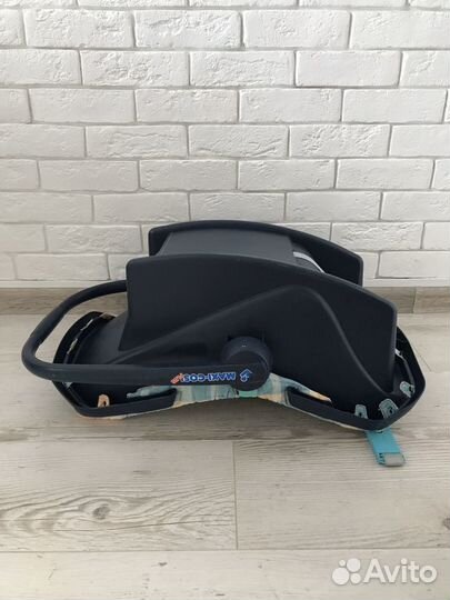 Детское автокресло maxi cosi 0+