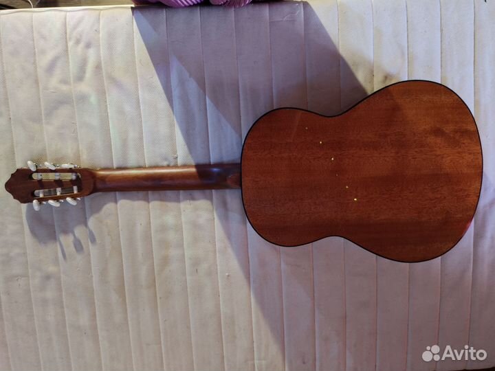 Акустическая гитара