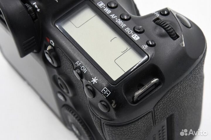 Фотоаппарат Canon EOS 5D Mark III Body состояние 3