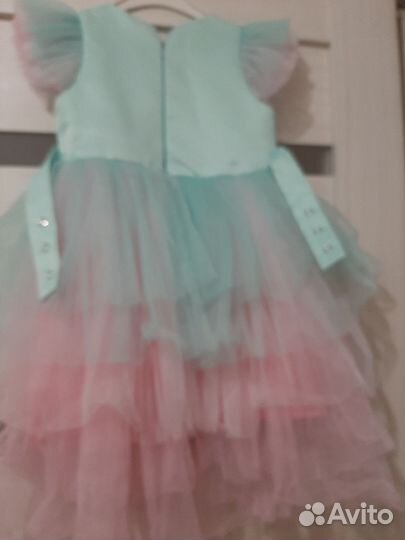 Платье для девочки нарядное 110