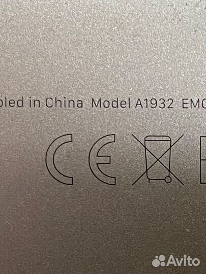 MacBook Air 13 2019год в разбор