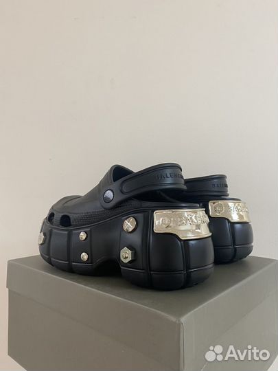 Сабо Balenciaga x Crocs 