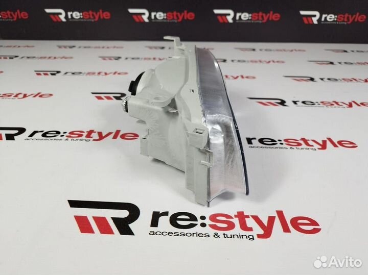 Фара Toyota Sprinter Carib 115 98-00 Левая U2319