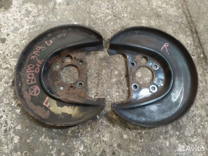 Защитные щитки тормозного диска Volkswagen Bora 01