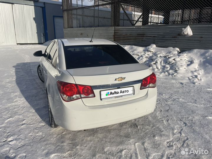 Chevrolet Cruze 1.6 AT, 2010, 136 000 км