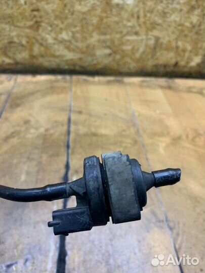 Клапан вентиляции картерных газов Ford Focus 2