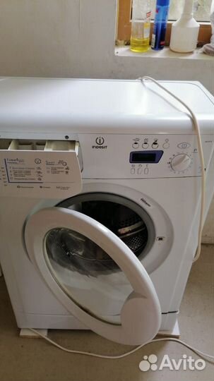 Стиральная машинка в нерабочем состоянии