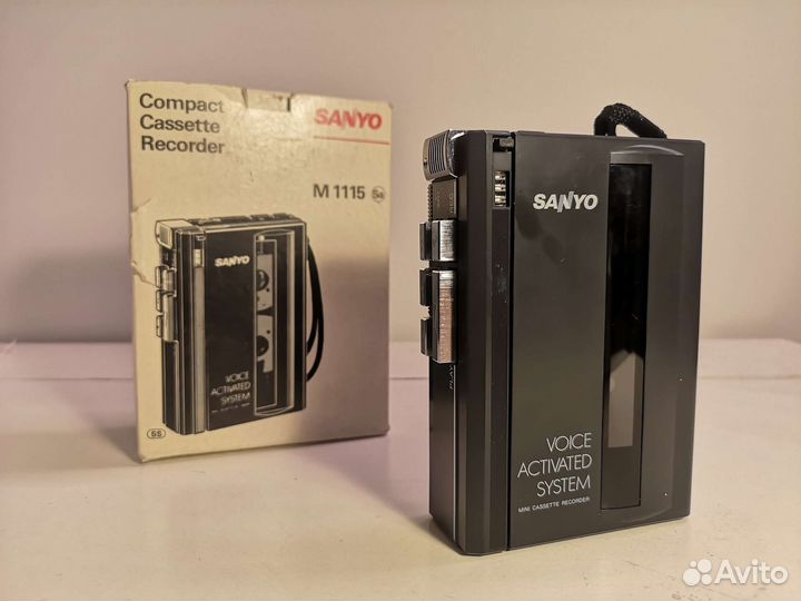 Sanyo M1115
