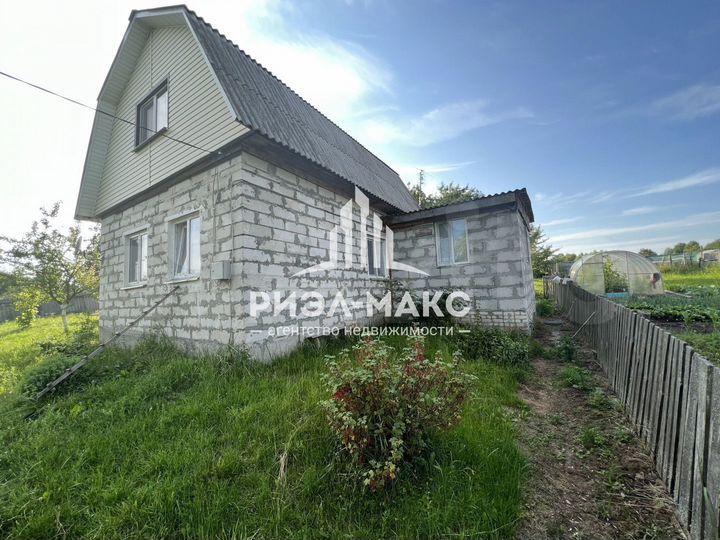 Дом 96 м² на участке 50 сот.