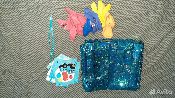 Фотозона на день рождения в стиле Синий трактор