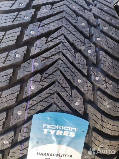 Nokian Tyres Hakkapeliitta 10p SUV 275/50 R21 113T