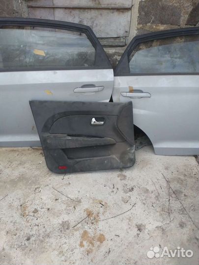 Стекло двери. Чери Бонус А 13