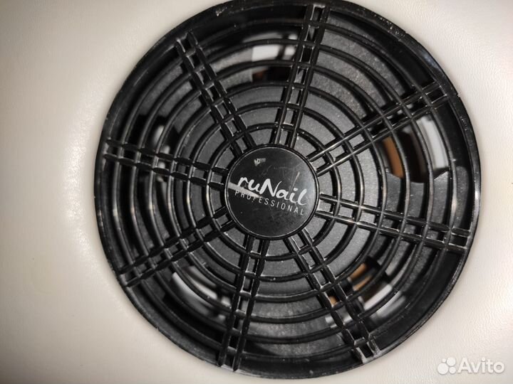 Вытяжка для маникюра