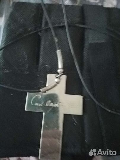 Крест на шнурке для машины