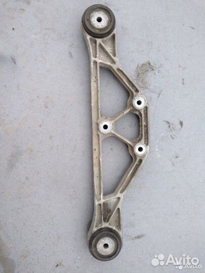 Кронштейн редуктора Audi A8 (D3,4E)