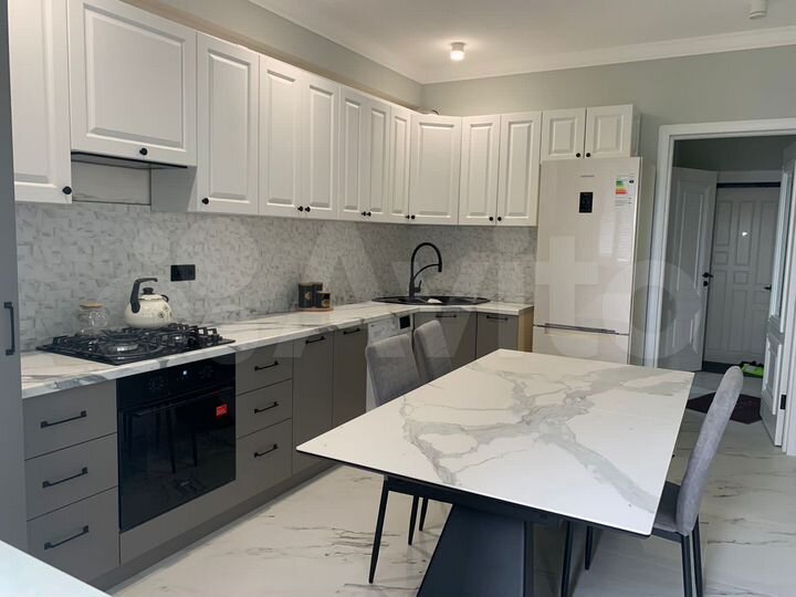 2-к. квартира, 70 м², 5/12 эт.