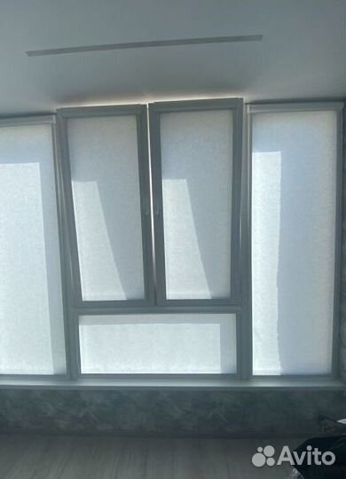 Рулонные шторы блэкаут в коробе U3143