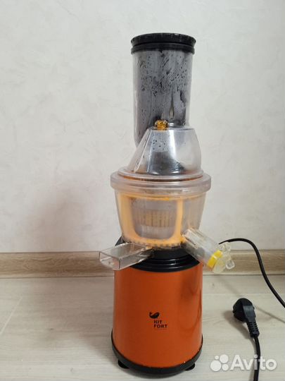 Соковыжималка шнековая kitfort кт 1102-1