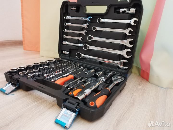 Набор инструментов 82