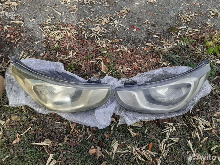 Фары передние на hyundai solaris 1 левая и правая