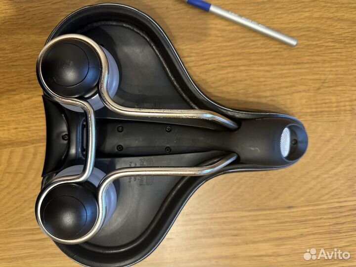 Седло для велосипеда мягкое