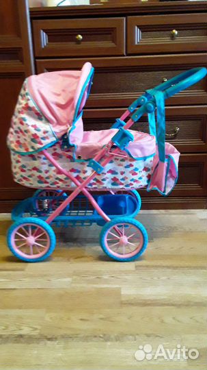 Коляска кукольная