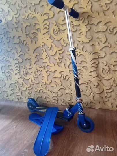 Самокат-снегокат