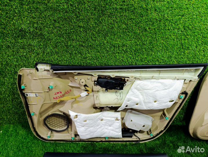 Обшивка двери комплект Nissan Altima L33 VQ35DE