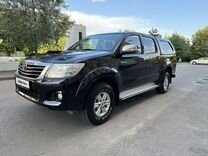 Toyota Hilux 2.5 MT, 2015, 181 300 км, с пробегом, цена 2 275 000 руб.