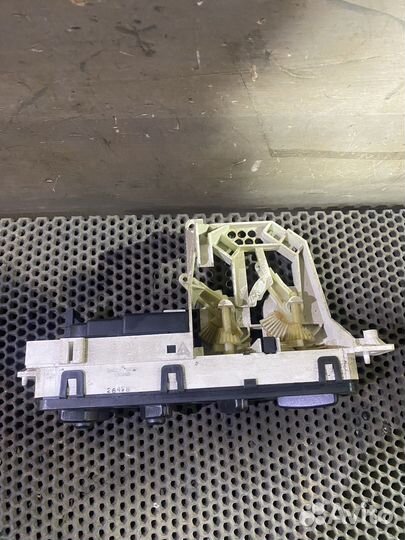 Блок управления печкой Цирус Стратус Cirrus