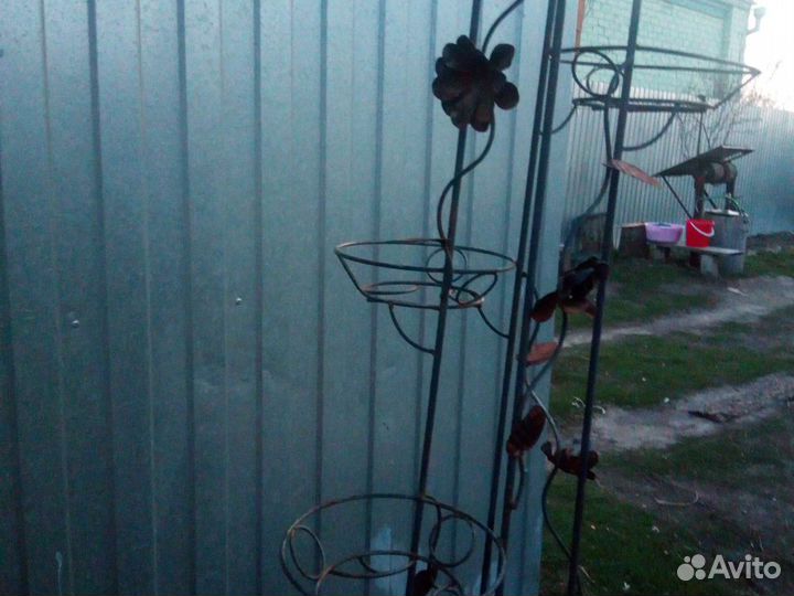 Подставка для цветов